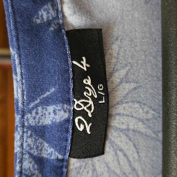 2 Dye 4 sleeveless top. Women's L - Picture 2 of 7